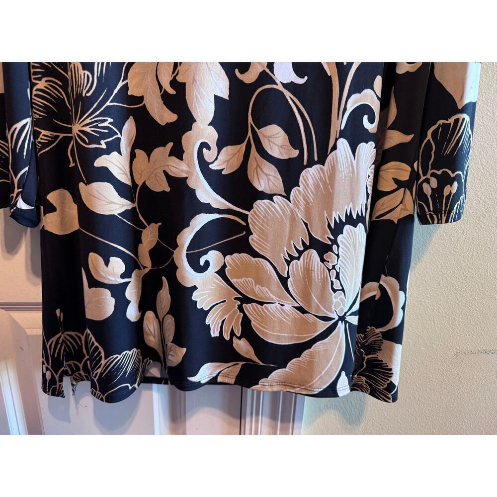 Chico's Women's Black Cream Tan Floral Julia 3/4 Sleeve Blouse Sz 2 - Picture 3 of 9